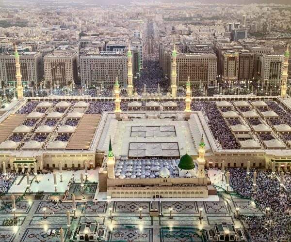 221 Die große Moschee von Medina